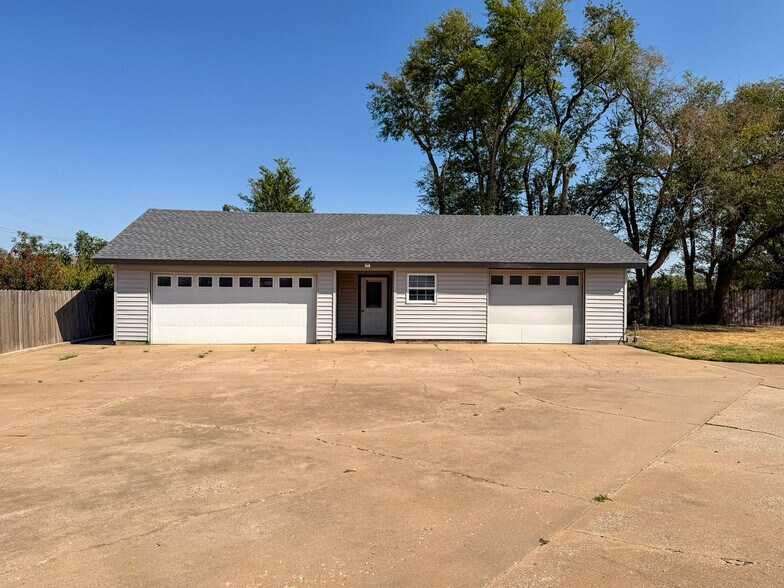 More Photos Of 1115 N Cleveland St, Enid Land For Sale