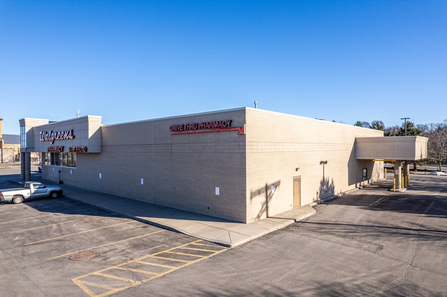 More Photos Of 5 N Transit St, Lockport Drugstore For Sale