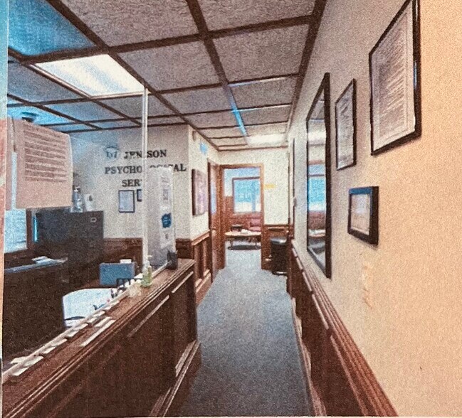 More Photos Of 1836 Baldwin St, Jenison Medical For Lease