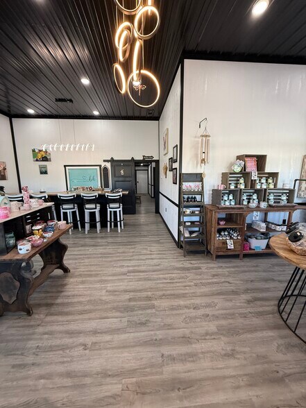 More Photos Of 307 S Superior St, Ramsey General Retail For Sale