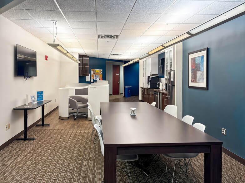 More Photos Of 41 University Dr, Newtown Coworking Space