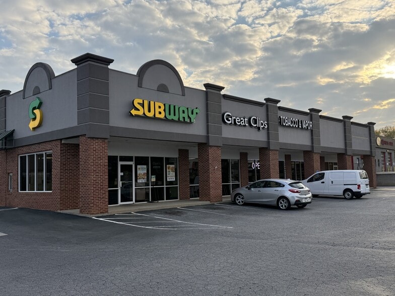 Primary Photo Of 15 Ray E Talley Ct, Simpsonville General Retail For Sale