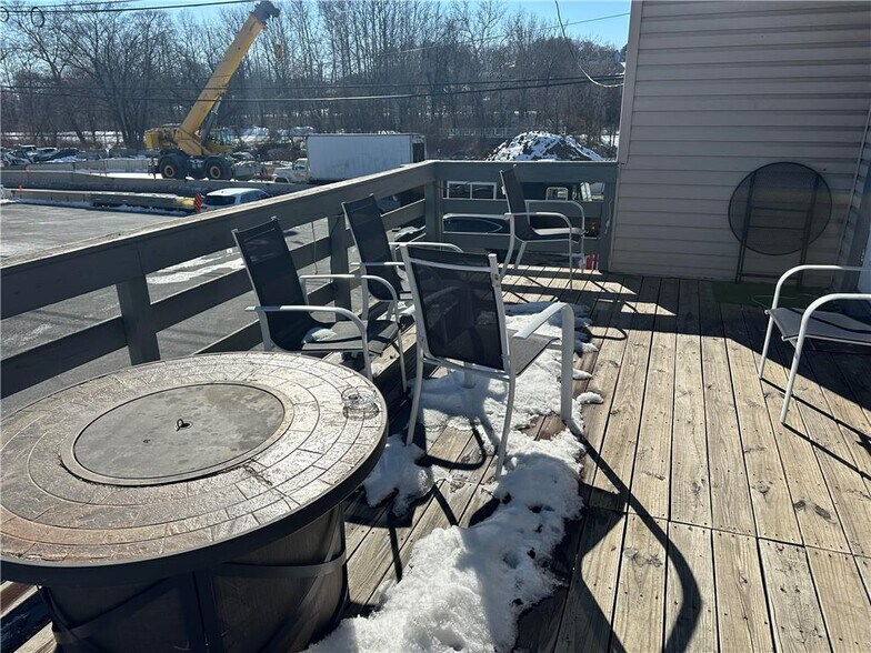 More Photos Of 7 Lehigh St, Catasauqua Restaurant For Sale