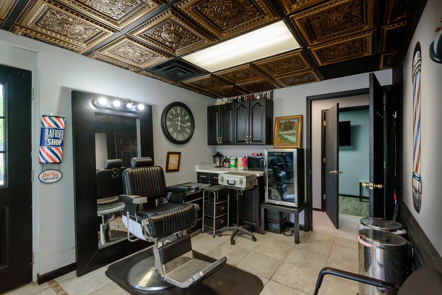 More Photos Of 573 E Huron River Dr, Belleville Freestanding For Sale