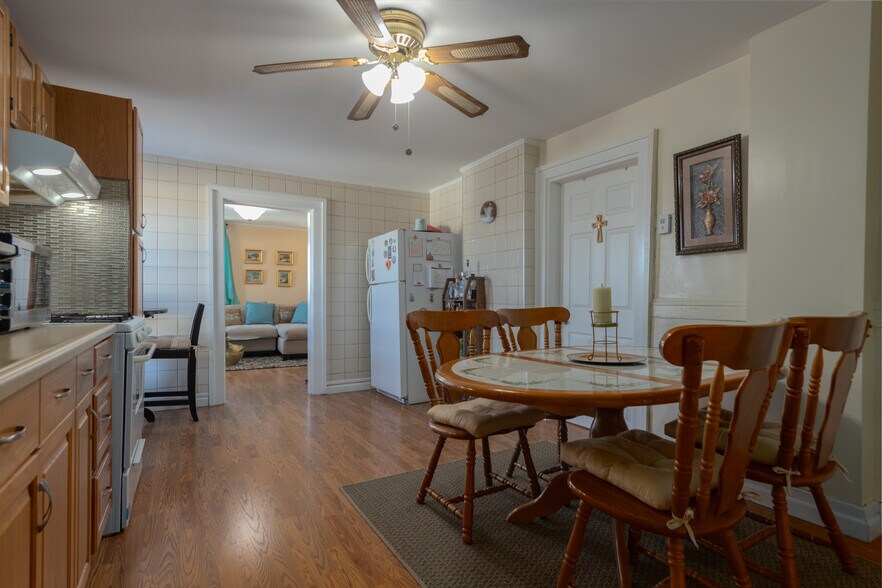 More Photos Of 82-84 W Railroad Ave, Garnerville Storefront Retail Residential For Sale