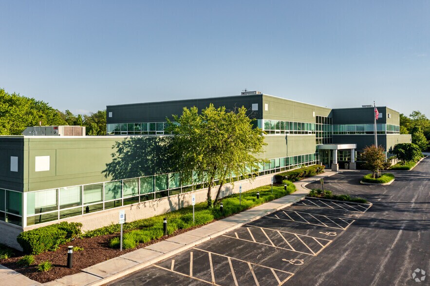 More Photos Of 17475 Jovanna Dr, Homewood Medical For Lease