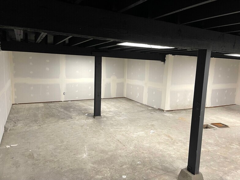 More Photos Of 2201 Rainier Ave S, Seattle General Retail For Sale