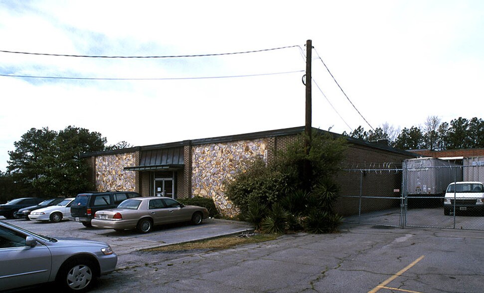More Photos Of 4465 Commerce Dr SW, Atlanta Industrial For Lease