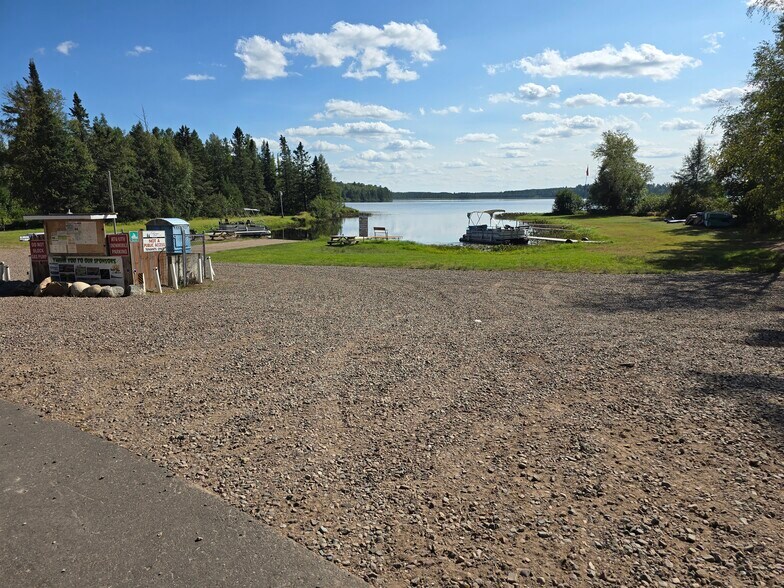 More Photos Of 10689 Swamp Lake Rd, Tomahawk Hotel For Sale