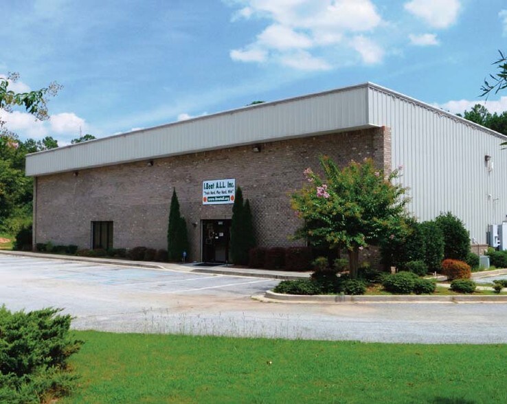 More Photos Of 1550 Senoia Rd N, Tyrone Warehouse For Lease