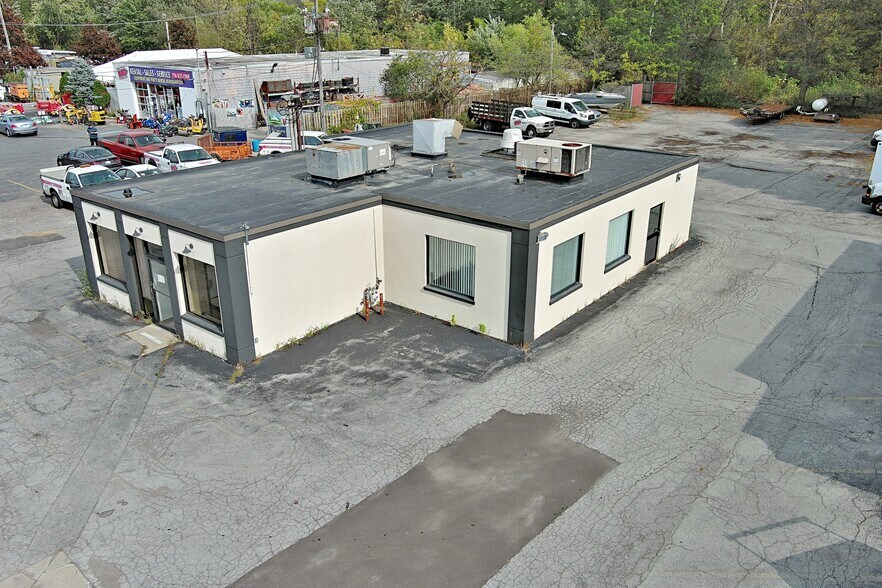 More Photos Of 2487 Niagara Falls Blvd, Tonawanda Restaurant For Lease