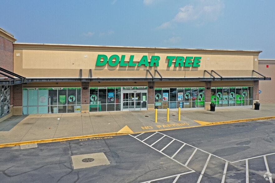 More Photos Of 360-430 E Hanes Mill Rd, Winston-Salem Unknown For Lease