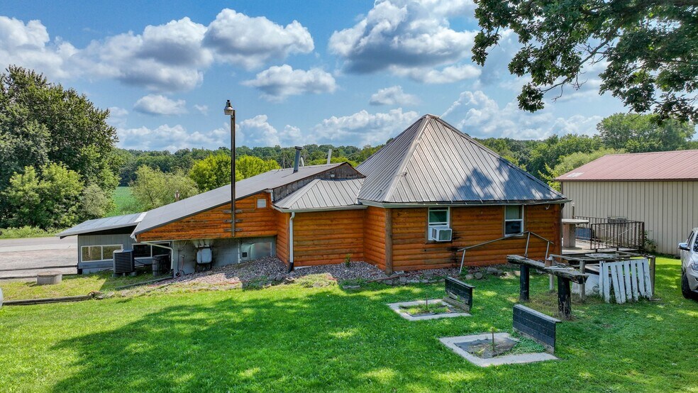 More Photos Of N5425 County Road H, Mondovi Restaurant For Sale