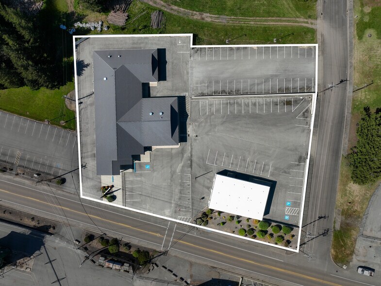 More Photos Of 2665 Glendale Valley Rd, Glendale Office For Sale