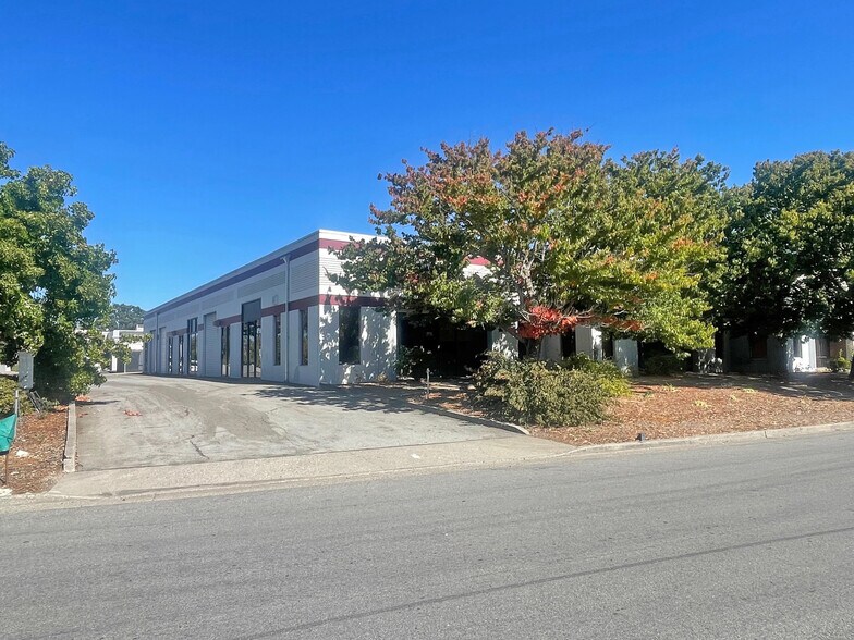 More Photos Of 1250 Holm Rd, Petaluma Warehouse For Lease