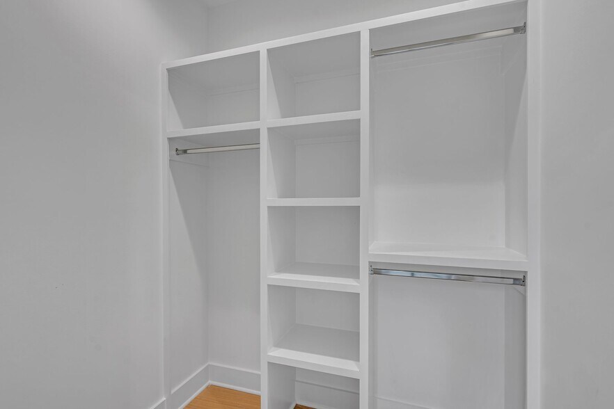 More Photos Of 824 Watts Ln, Nashville Apartments For Sale