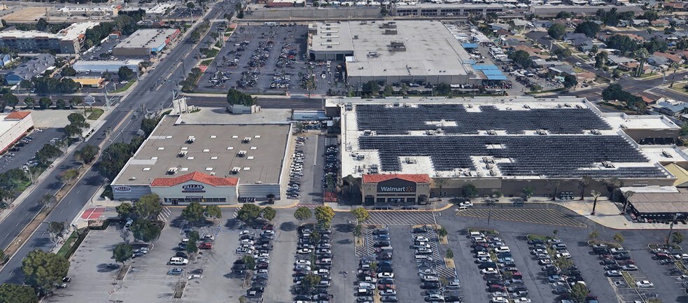 More Photos Of 1261 N Azusa Ave, Covina Storefront For Lease