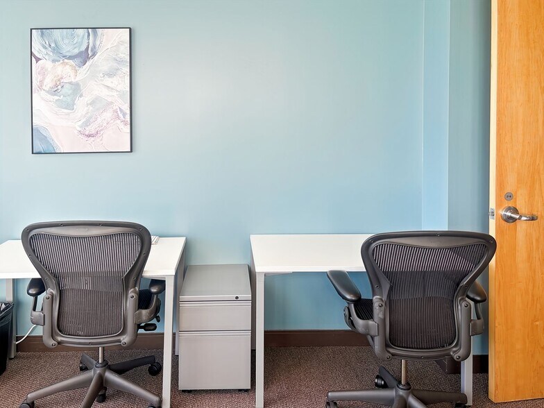 More Photos Of 755 Baywood Dr, Petaluma Coworking Space