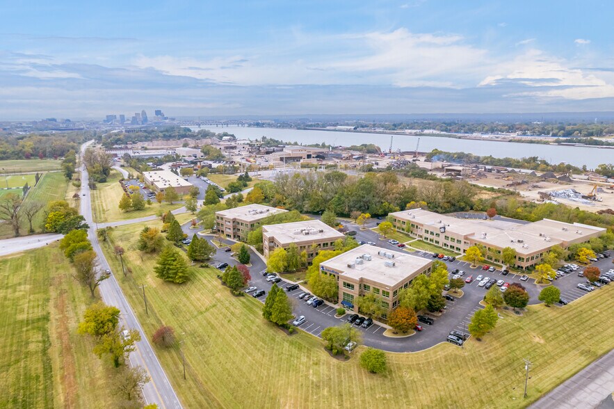 More Photos Of 2301 River Rd, Louisville Office For Lease