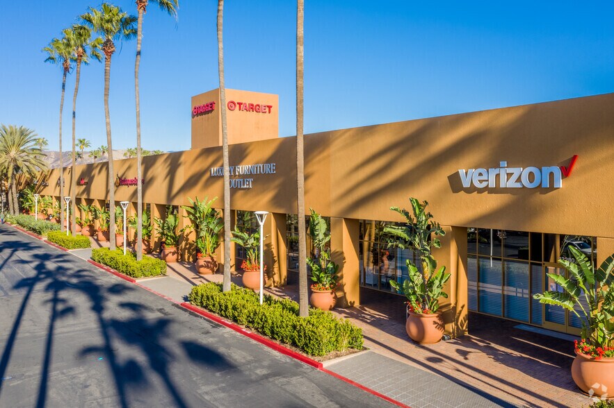 More Photos Of 2915-3011 El Camino Real, Tustin Unknown For Lease