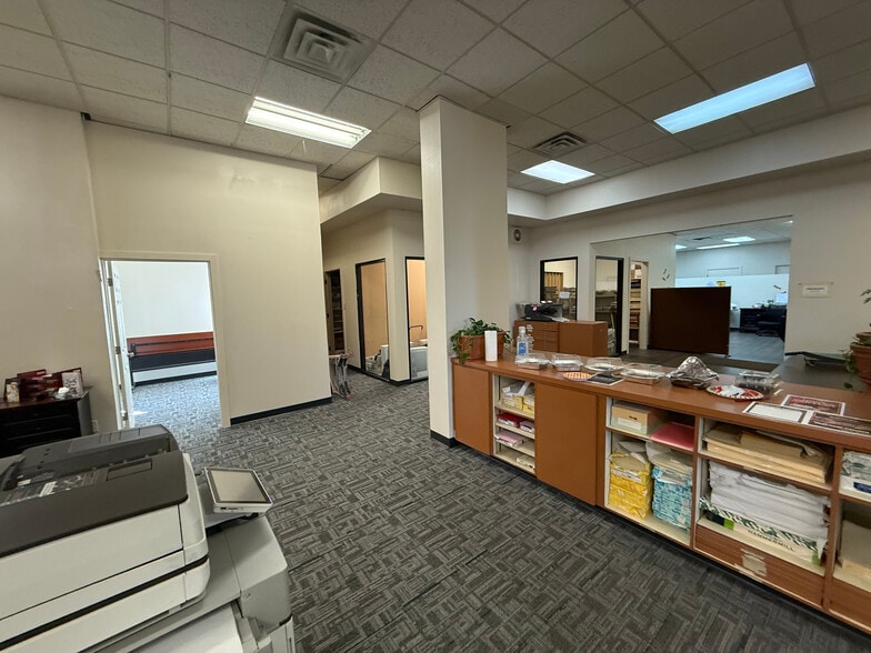 More Photos Of 1910 S Interstate 35, San Marcos Manufacturing For Sale