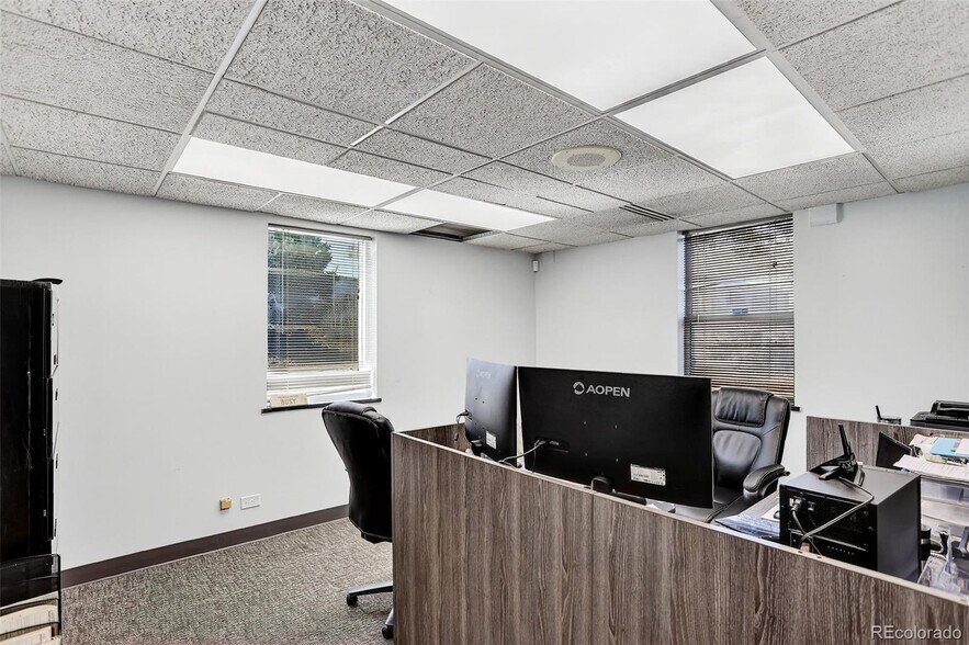 More Photos Of 2700 S Shoshone St, Englewood Light Distribution For Sale