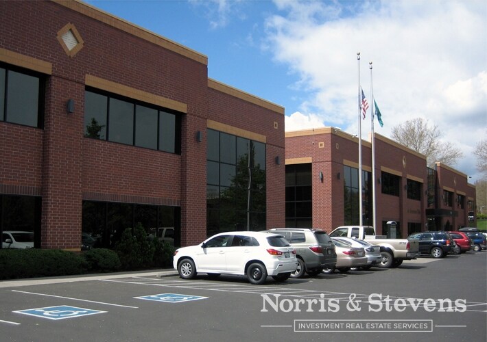 More Photos Of 7700-7710 NE Greenwood Dr, Vancouver Office For Lease