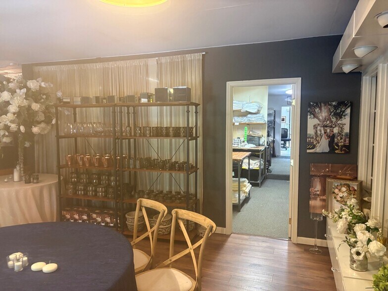 More Photos Of 431 E Main St, Mount Kisco Freestanding For Sale