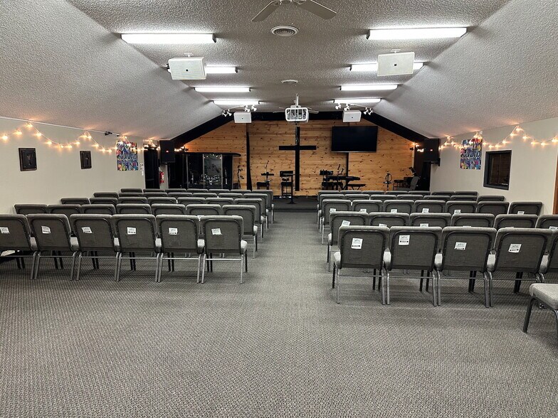 More Photos Of 8004 44th St W, University Place Religious Facility For Sale