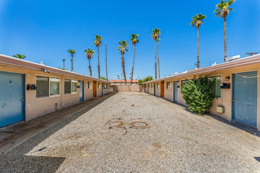 More Photos Of 45304-45352 Park St, Indio Apartments For Sale