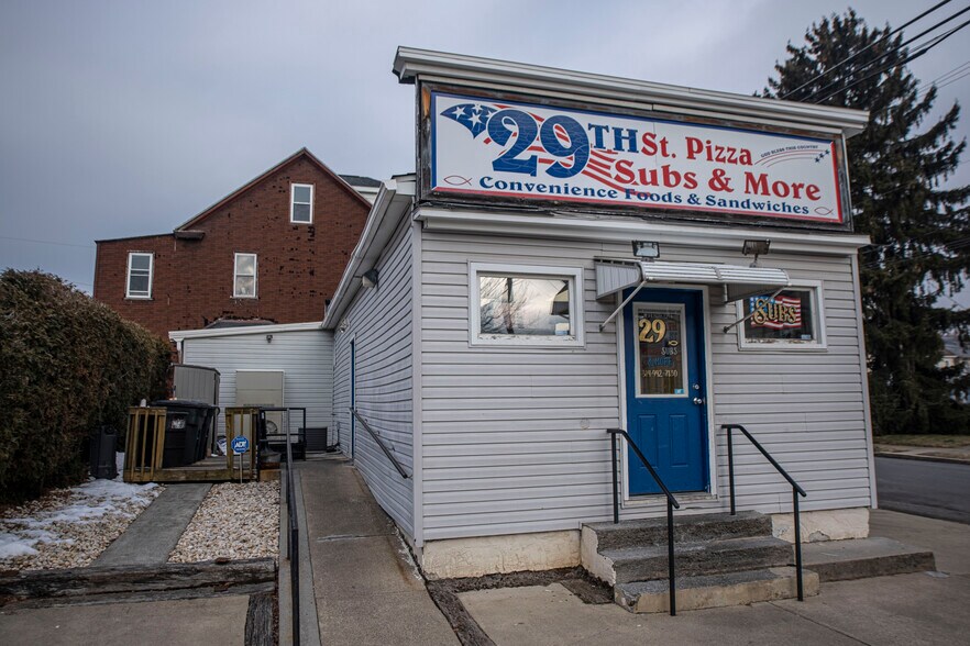 More Photos Of 2900 5th Ave, Altoona Restaurant For Sale