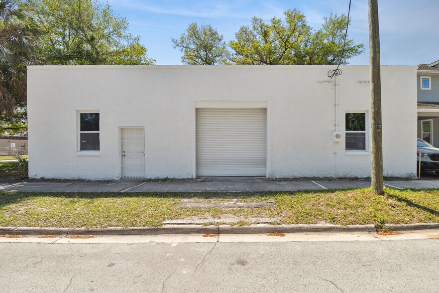 Primary Photo Of 1704 W Cherry St, Tampa Light Manufacturing For Sale