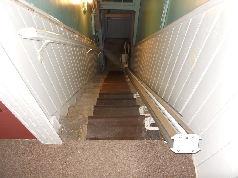 More Photos Of 115 S Main St, Vassar Office Residential For Lease