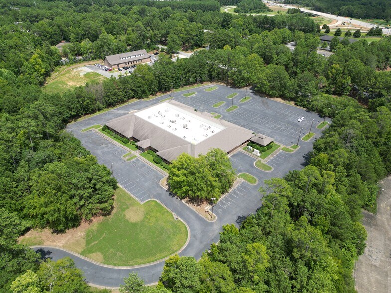 More Photos Of 2300 Brookstone Centre Pky, Columbus Medical For Lease