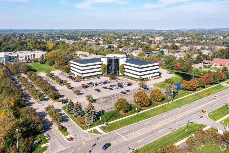 More Photos Of 39500 High Pointe Blvd, Novi Office For Lease
