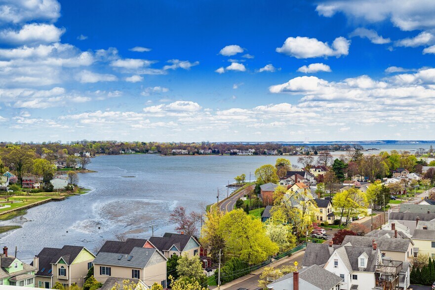 More Photos Of 1266 E Main St, Stamford Office For Lease