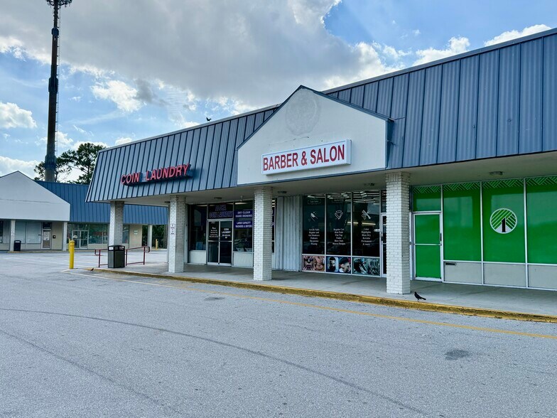 More Photos Of 4550-4644 Lake Worth Rd, Green Acres Unknown For Lease