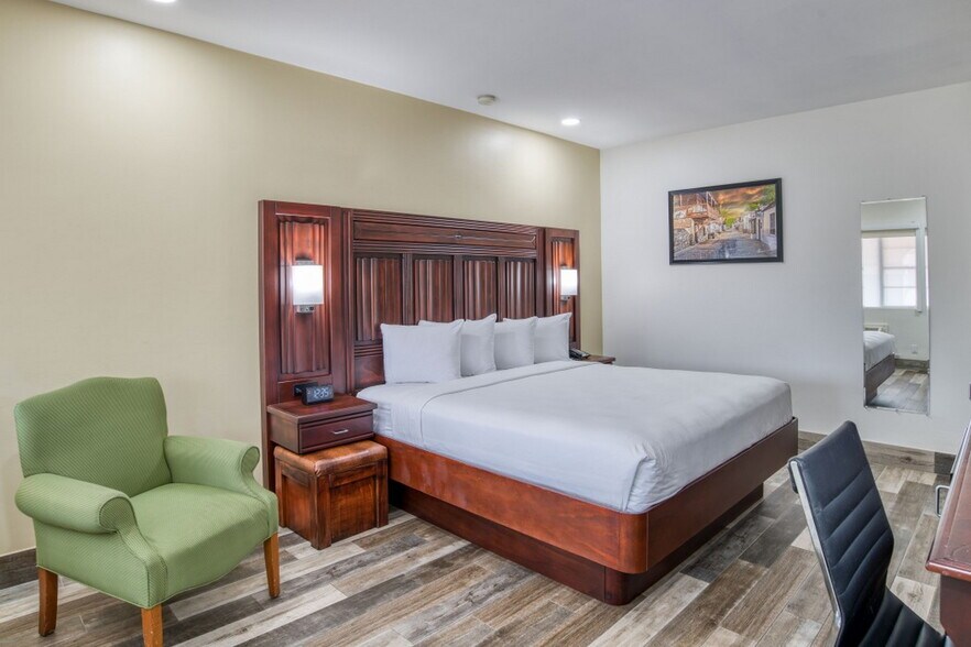 More Photos Of 137 San Marco Ave, Saint Augustine Hotel For Sale