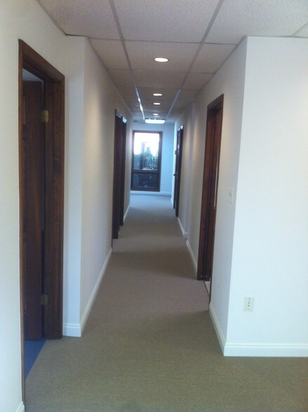More Photos Of 4248-4250 Chain Bridge Rd, Fairfax Medical For Lease
