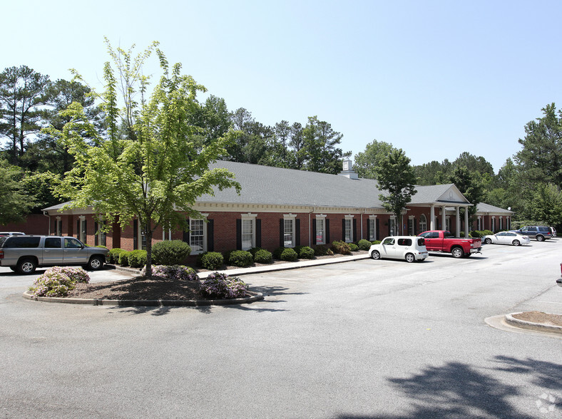 Primary Photo Of 110 Habersham Dr, Fayetteville Office For Lease