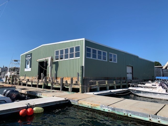 More Photos Of 11-13 Harbor Loop, Gloucester Warehouse For Lease