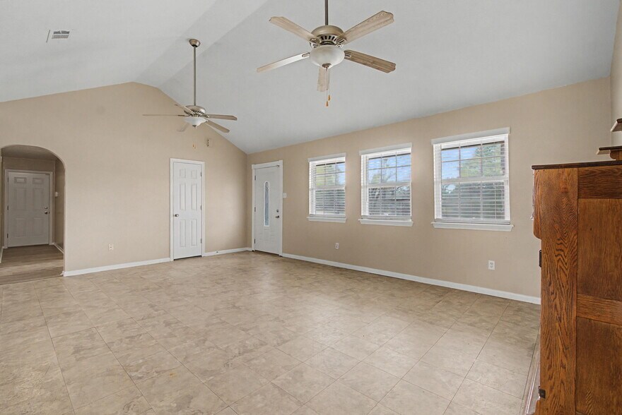 More Photos Of 9882 FM 149 Rd, Montgomery Flex For Sale