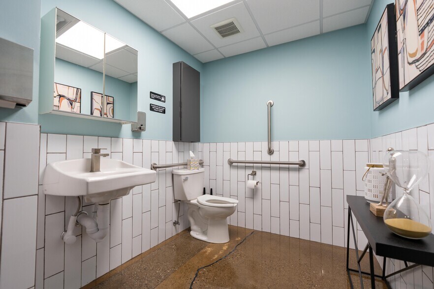 More Photos Of 4880 Hills And Dales Rd NW, Canton Warehouse For Sale