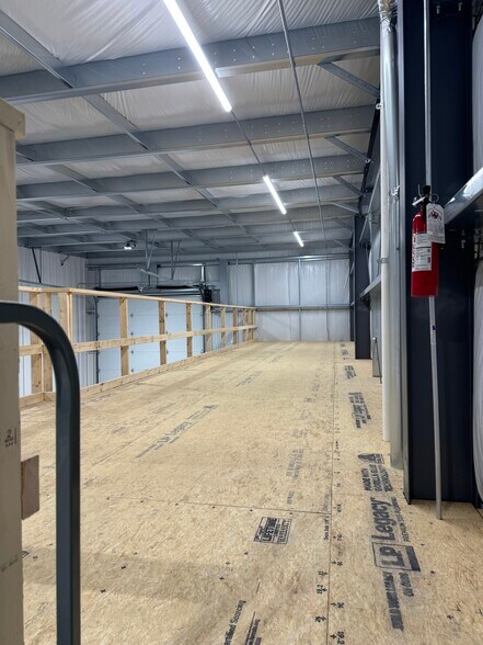 More Photos Of 2053 17 1/2 Ave, Rice Lake Self Storage For Lease