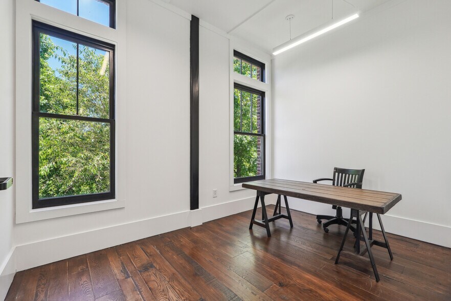 More Photos Of 12655 Birmingham Hwy, Alpharetta Storefront Retail Office For Lease