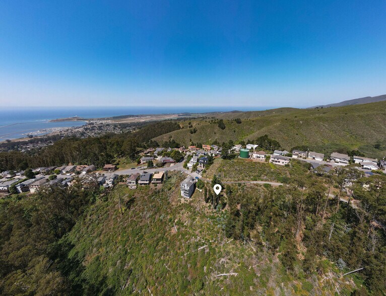 More Photos Of 124 Dolphine ave, El Granada Land For Sale