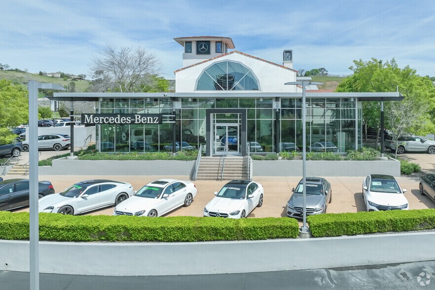 More Photos Of 4315-4363 Town Center Blvd, El Dorado Hills Unknown For Lease