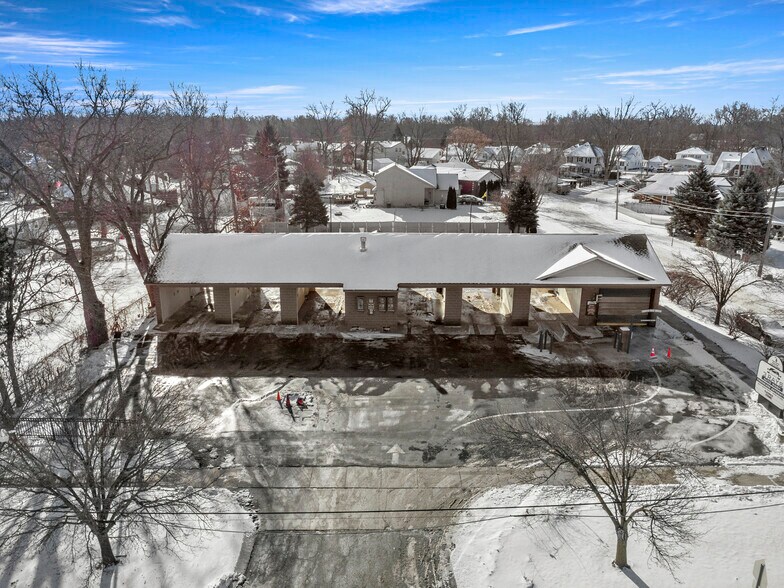 More Photos Of 25957 Gibraltar Rd, Flat Rock Carwash For Sale