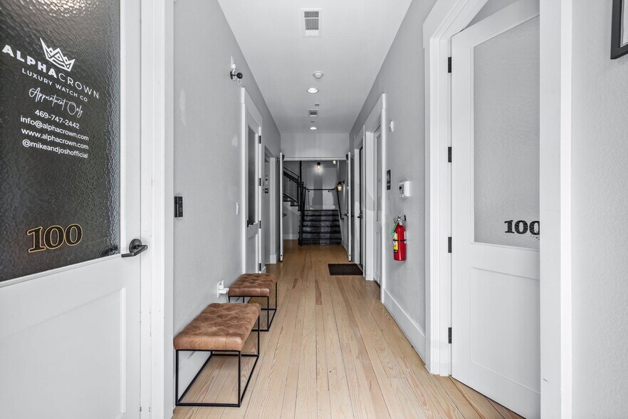 More Photos Of 161 Summit Ave, Southlake Office Residential For Lease