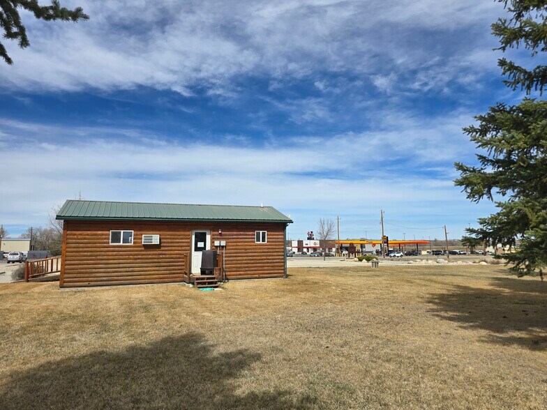 More Photos Of 187 US-16, Buffalo Auto Repair For Sale